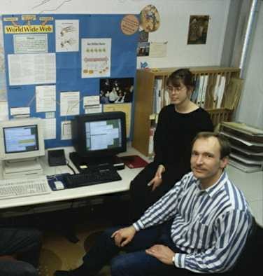 Tim Berners-Lee and Nicola Pellow (wrote the first HTML browser). [Image by CERN]